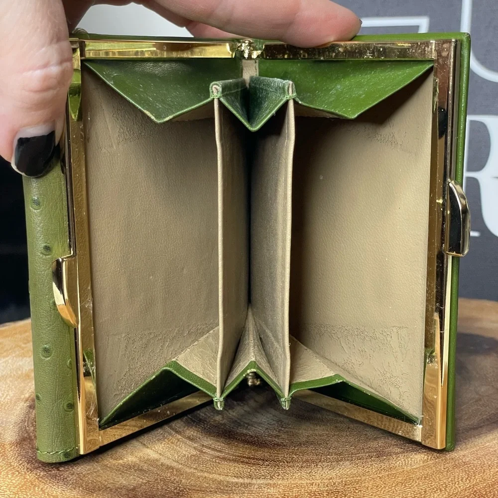 Givenchy Green Leather Wallet with Kisslock - Picture 10 of 10